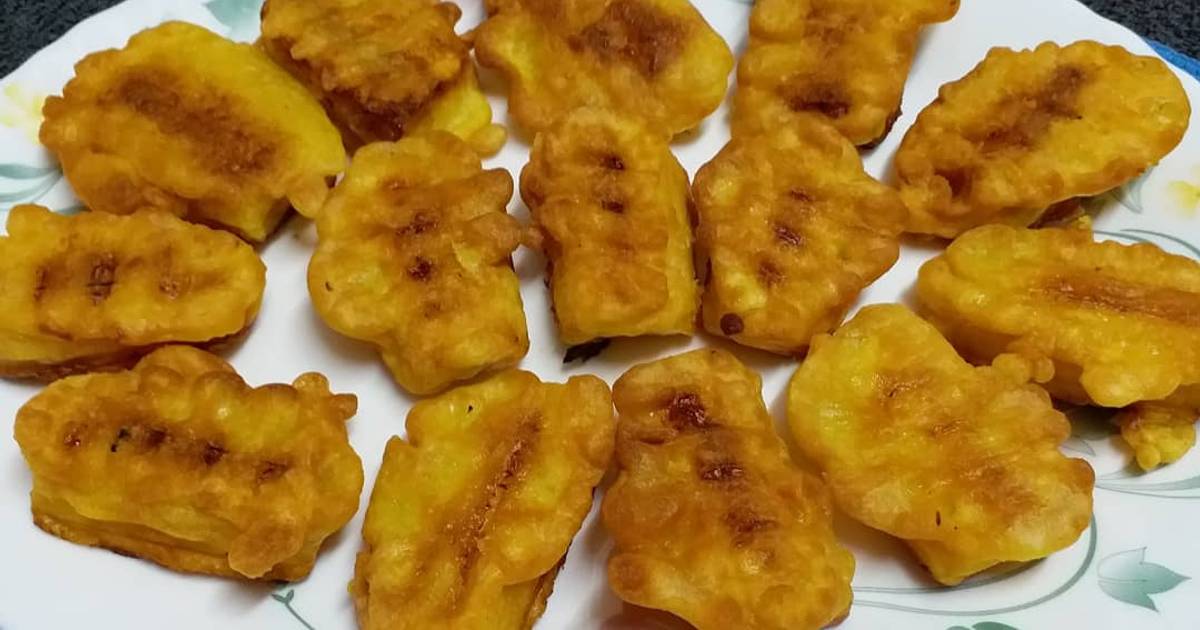 Kerala Style Banana Fritters Recipe By Rosalyn Kitchen Cookpad