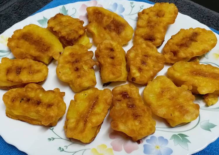 Steps to  Kerala Style Banana Fritters