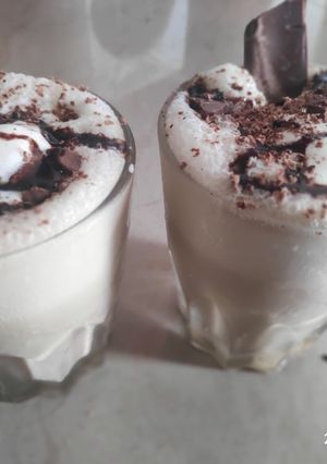 A picture of Cold coffee with ice cream.