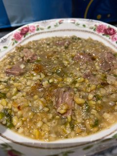 صورة لوصفة فريك باللحمة مع البقدونس