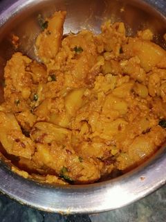 गोभी आलू की सब्जी (Gobhi aloo ki sabzi recipe in hindi) रेसिपी मुख्य फोटो
