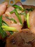 Chân giò kho nước tương