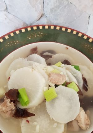 Foto resep Sup Lobak bahan minimalis