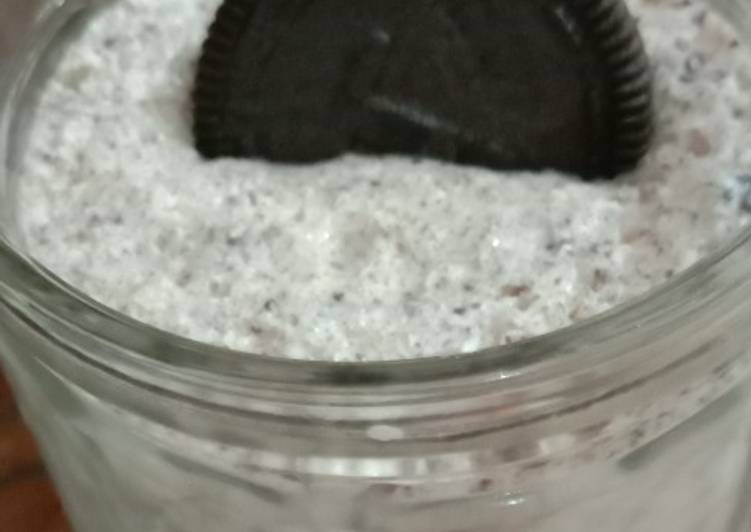 Recipe: Appetizing Oreo milk blend