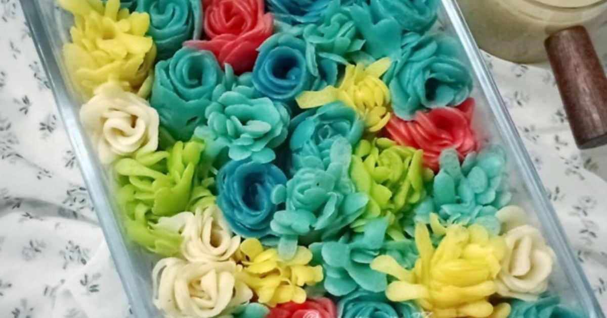 Roti Jala Saus Kinca