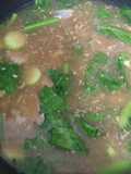 ราดหน้าเนื้อเส้นหมี่