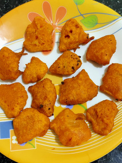 பூசணிக்காய் பஜ்ஜி (Poosanikkaai bajji recipe in tamil) செய்முறை முக்கிய புகைப்படம்