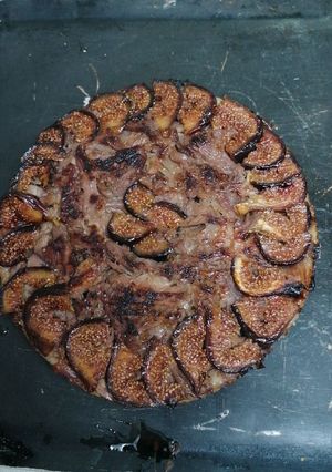 Une photo de Tarte tatin figues canard