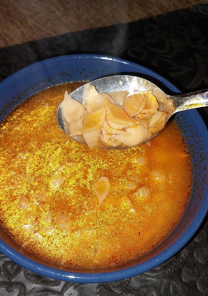 Una foto de Sopa de caracol (sencilla)👌☺️