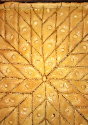 صورة لوصفة بقلاوة جزائرية بأيادي قسنطينية