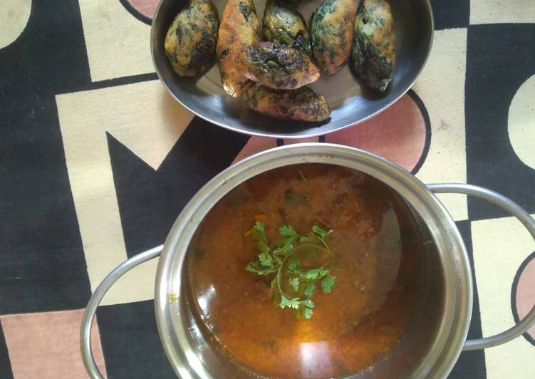 Palak malai kofta.. With shahi grevy.
