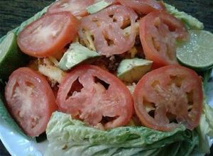 Una foto de 💖💖Ensalada rellena a tu gusto 👍👍