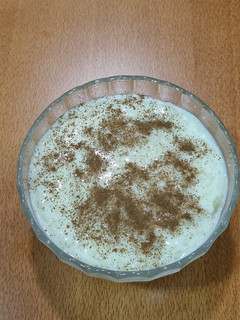Una foto de Arroz con leche cremoso
