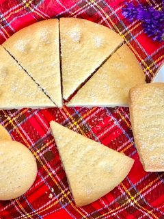 Una foto de 🏴󠁧󠁢󠁳󠁣󠁴󠁿 SHORTBREAD del Castillo Balmoral (Escocia)