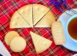 Una foto de 🏴󠁧󠁢󠁳󠁣󠁴󠁿 SHORTBREAD del Castillo Balmoral (Escocia)