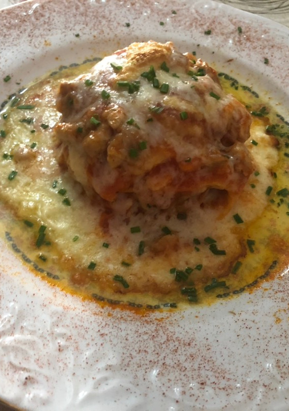 Una foto de Falsa lasaña de tortilla y pollo picado
