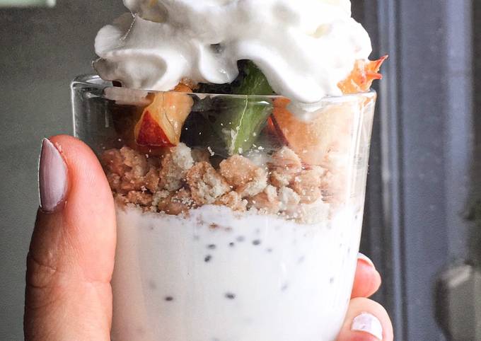 Fitness Glass Yoghurt -Diet Dessert
