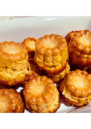A picture of Chorizo Canelés.