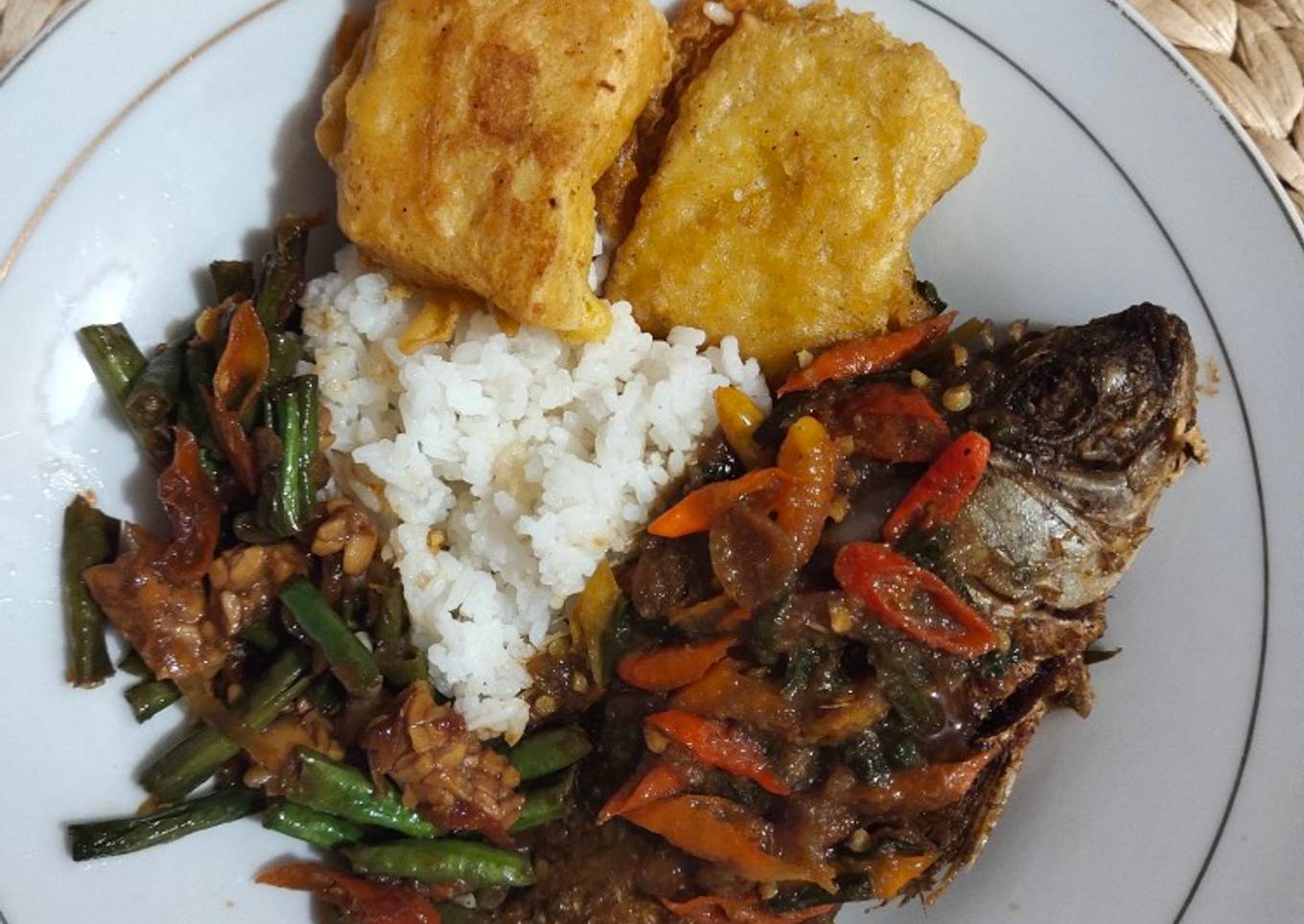 Semur Ikan Mujair pedas