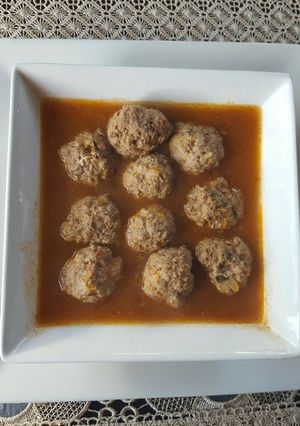 Una foto de Albóndigas en salsa de chipotle