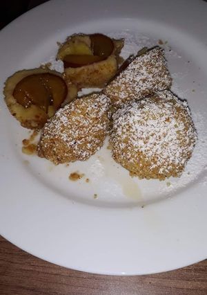 O poză a rețetei Gomboți cu prune.
