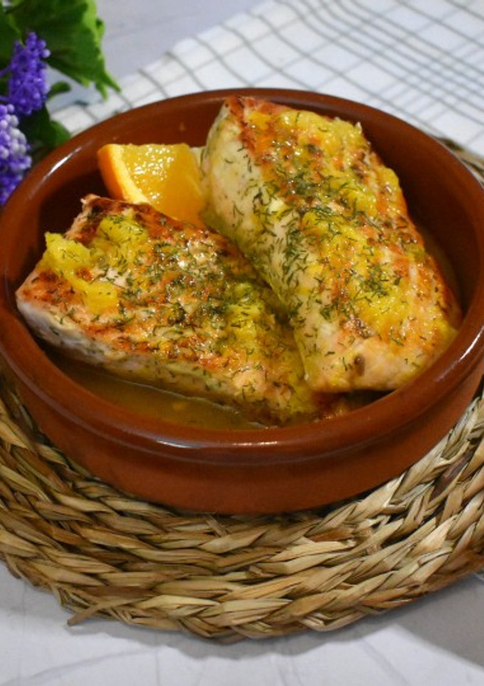 Una foto de Salmón a la naranja