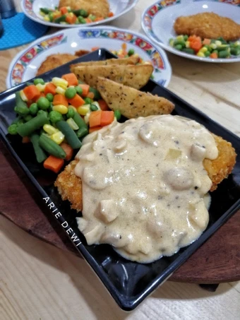 Cara Mudah Membikin Resep Fried Chicken Steak Saus Jamur yang Sempurna Anti Ribet, Bikin Ngiler