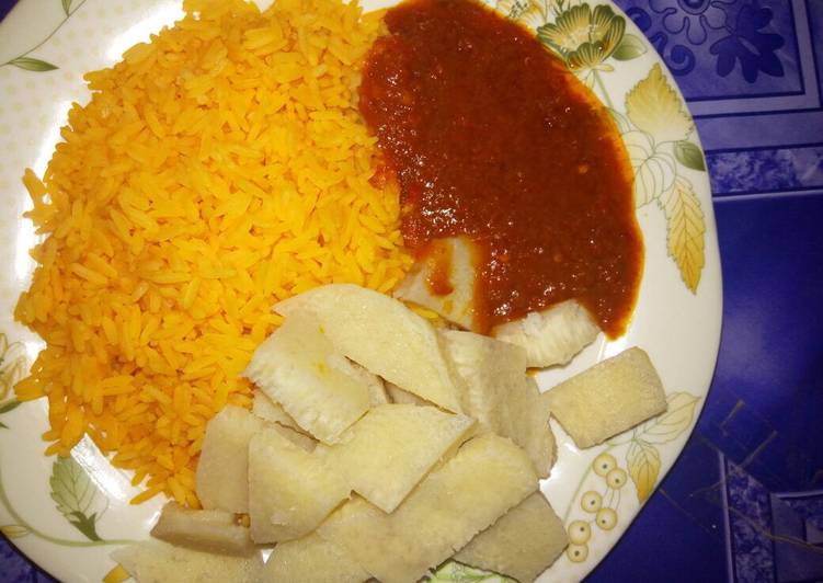 Recipe: Delicious Yellow rice with yam and stew