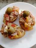 Bruschettas de atún agridulces
