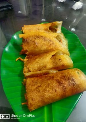 A picture of Noodle Schezwan Dosa.