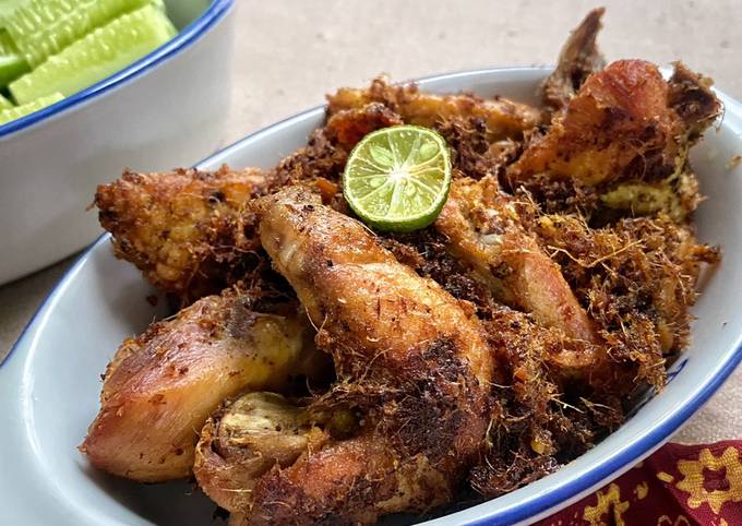 Resep Ayam Goreng Lengkuas Oleh Pratiwi Pramuharsih - Cookpad