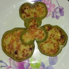 A picture of Sliced  Stuffed capsicum.