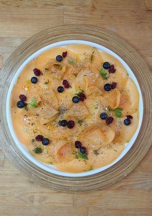 Une photo de 🍈 Carpaccio de Melon au Thym