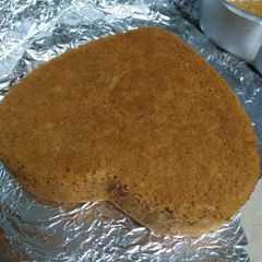 A picture of Eggles sponge cake.