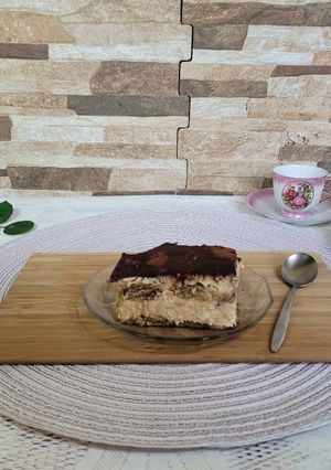 Una foto de Tiramisú de banana split