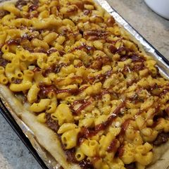 A picture of BBQ "Leftover Sloppy Joe" Mac & Cheese Pizza.