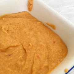 A picture of Spicy Peanut StirFry Sauce.