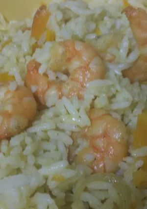 Una foto de Arroz con langostinos