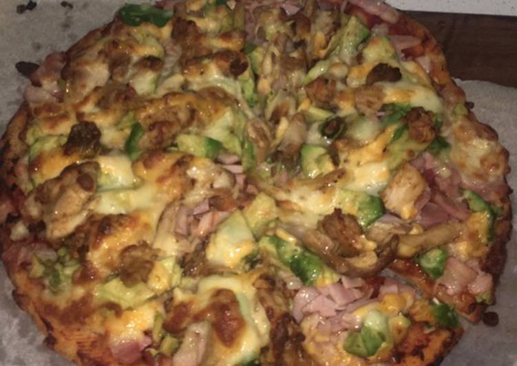 Chicken Bacon Avo Pizza