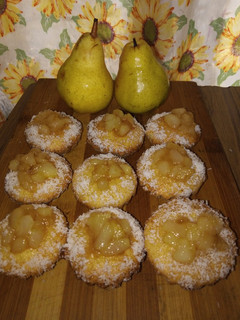 Una foto de Mini tartita de pera 🍐