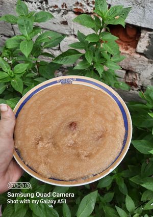 A picture of Sooji ka halwa.