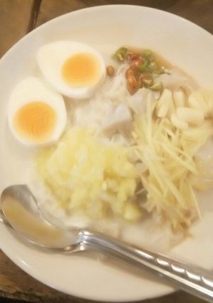 รูปของ ขนมจีนซาวน้ำ
