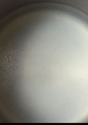A picture of Chicken Stock.