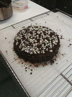 Una foto de Tarta de chocolate con dulce de leche