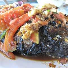 รูปของ Ikan Emas Sambal Cobek