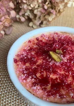 Une photo de Crème brûlée à la rose