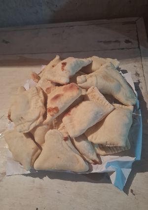 Una foto de Pastelitos mixtos con dulce de leche y otros de membrillo