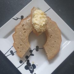 A picture of Lemon Buttercream.