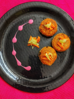 मखाने पौटेटो कटलेट(mkhane potato cutlet recipe in hindi) रेसिपी मुख्य फोटो