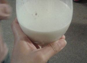 Una foto de Receta fácil y sencilla plátano con leche